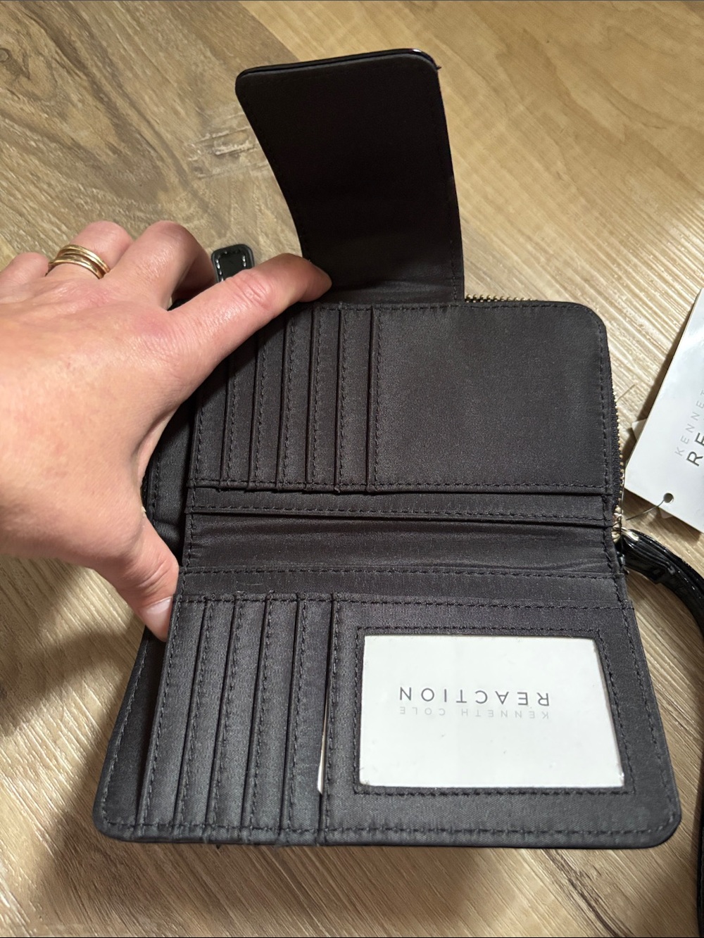 Kenneth Cole Reaction Glossy Black Embossed Zip Wallet - Picture 4 of 9